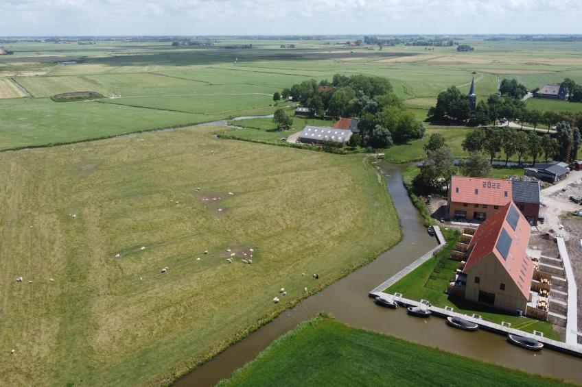 Friese Villa 3 6 pers met sloep optioneel bij te boeken - foto 26
