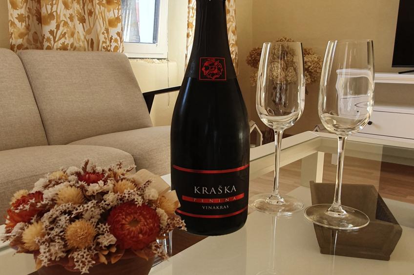 Komen Getaway Holiday Home with Balcony - Four Bedroom Holiday Home with Balcony - foto 2