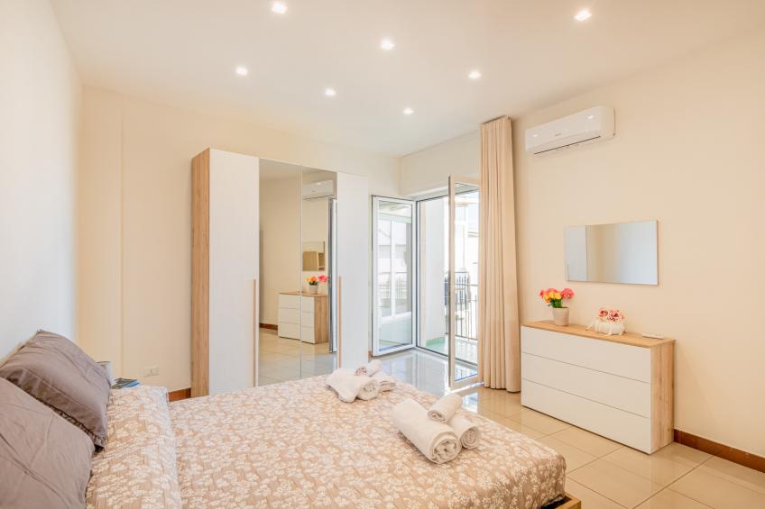 Bright Apartment Private Parking Naples - foto 6