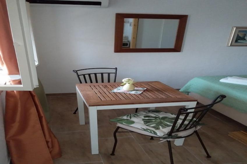 Apartment Mir - Studio Apartment with Garden View - foto 2