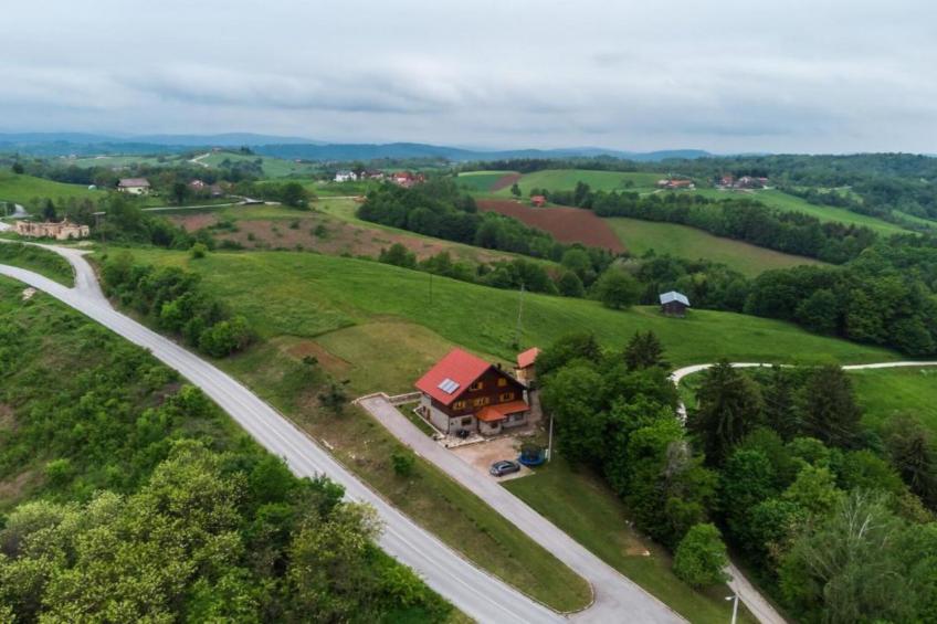 Three-Bedroom Apartment - foto 29