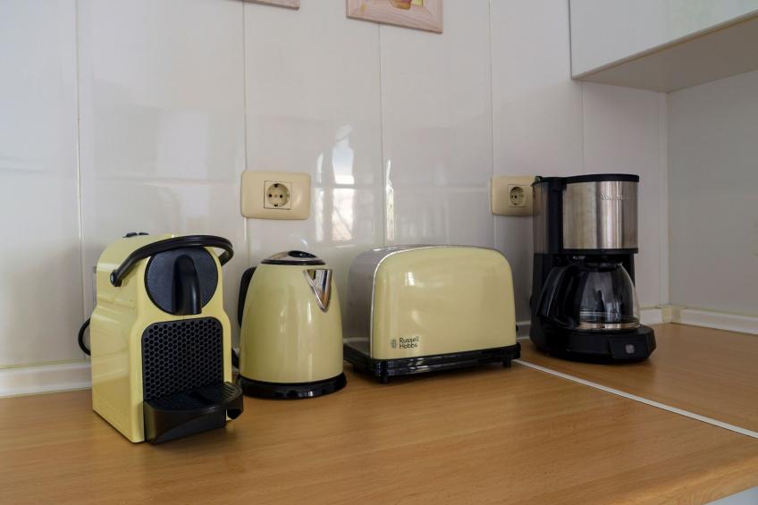 Zweitstöckiges Ferienvilla mit Terrassen, Pool, Sauna sowie herrlichem Berg- un - foto 30