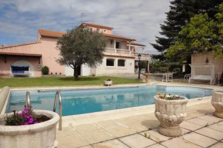 Provençal Privates Schwimmbad, Haustiere willkommen