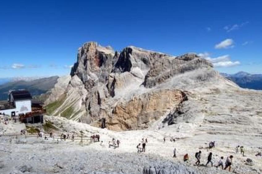 Romantisches Chalet in den Wiesen der Dolomiten - foto 28