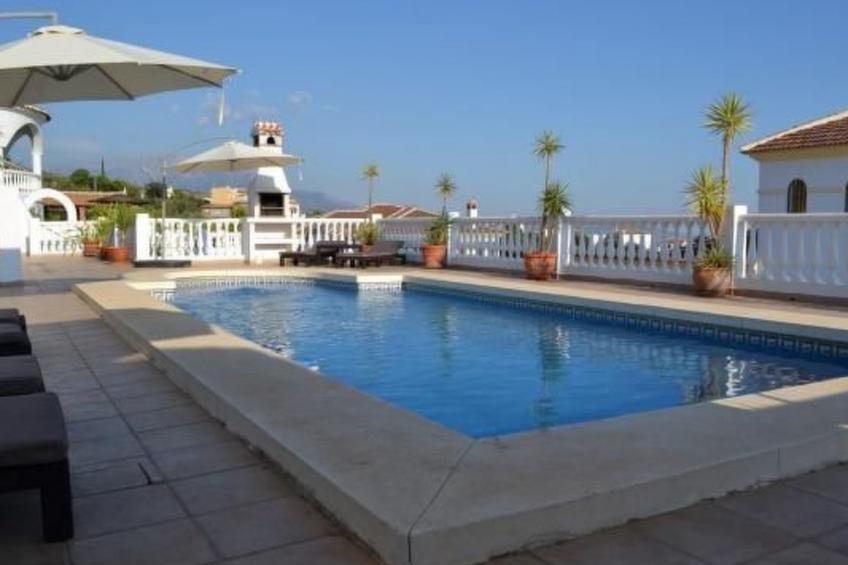 Villa mit Blick auf das Wasser - foto 18