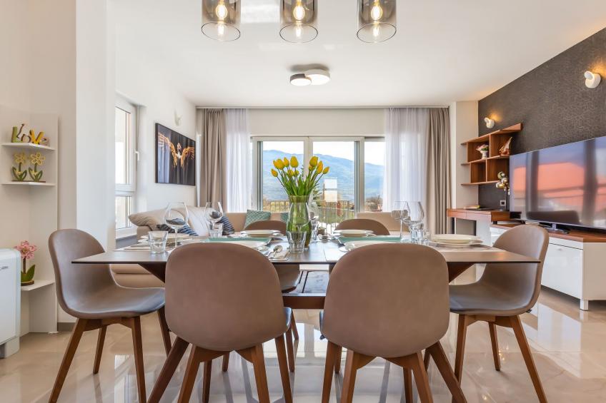 in Dugopolje mit Privatem Pool - foto 6