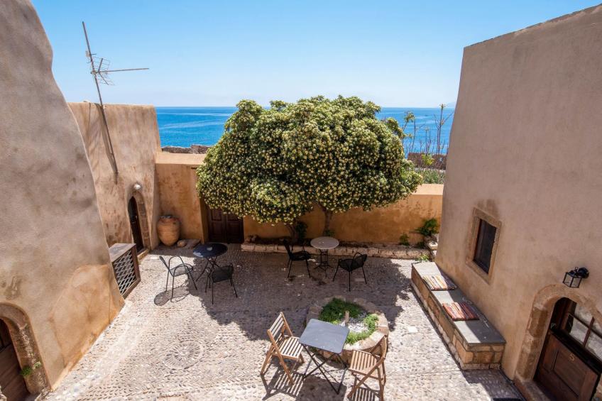 "Goulas" mit Blick auf das Wasser - foto 21