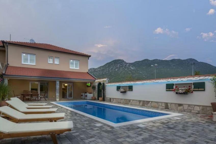 Villa Zara mit beheiztem Hydromassage-Pool - foto 14