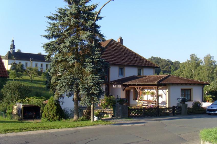 mit Blick zur Wallfahrtskirche - foto 2