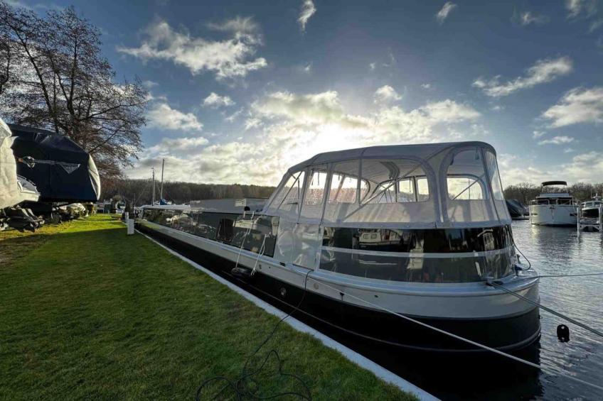 Wohnschiff Madame President