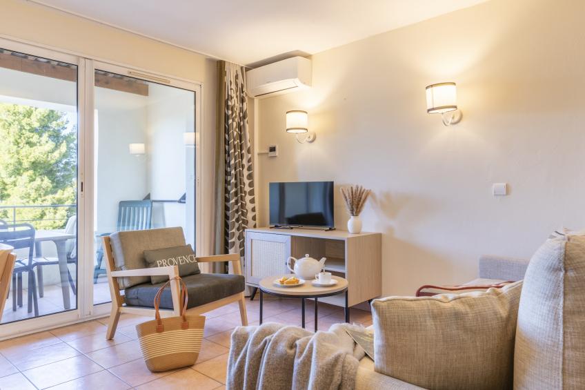 Pierre & Vacances Village Pont Royal en Provence Apartment 6 people - 1 bedroom + 1 sleeping alcove - Balcony or terrace - Air-conditioned - Renovated - foto 14
