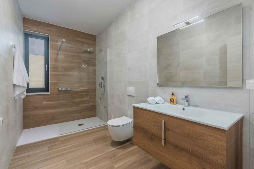 Villa met privézwembad en jacuzzi - BF-MMXRZ - foto 23