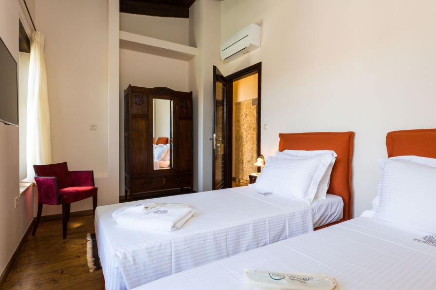 Freistehendes Ferienhaus mit großem Pool - foto 4