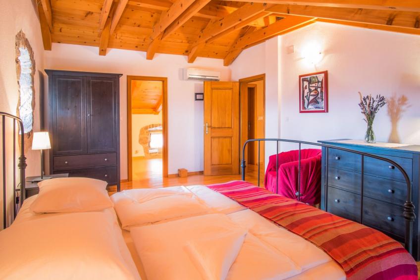 Villa mit Pool, Olivengarten und Meerblick - foto 25