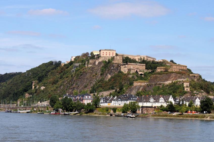 Moderne Wohnung mit Parkplatz und Rheinblick - foto 84