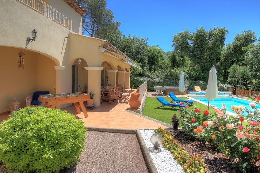 Villa Bois Dore in Valbonne - foto 32