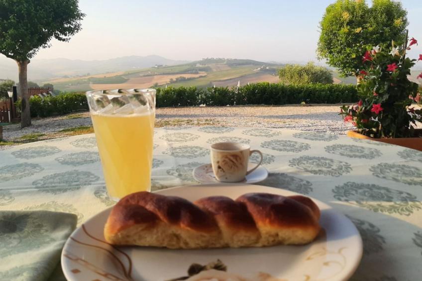 Villa mit atemberaubender Aussicht und privatem Pool - foto 9