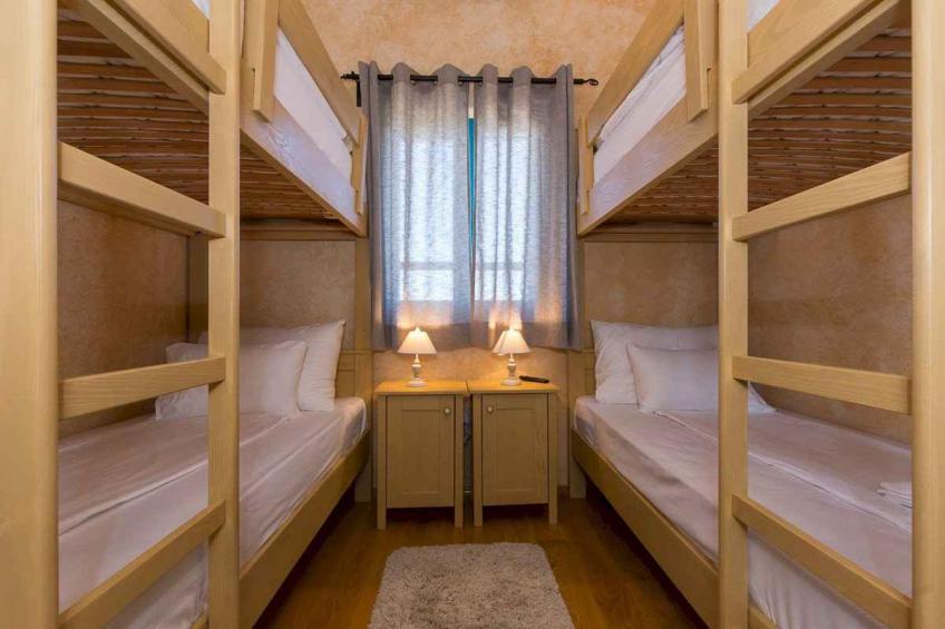 Holiday house with a rustic touch and pool on Krk - BF-YRZYR - foto 25