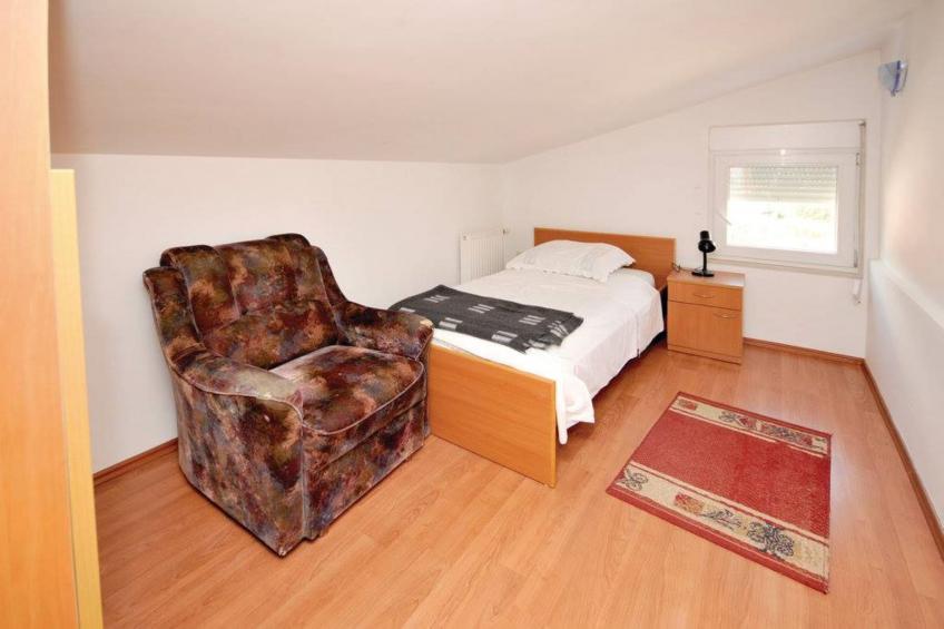 Chic and Stylish Kastel Novi Apartment with Pool - Five Bedroom Apartment With Pool - foto 6