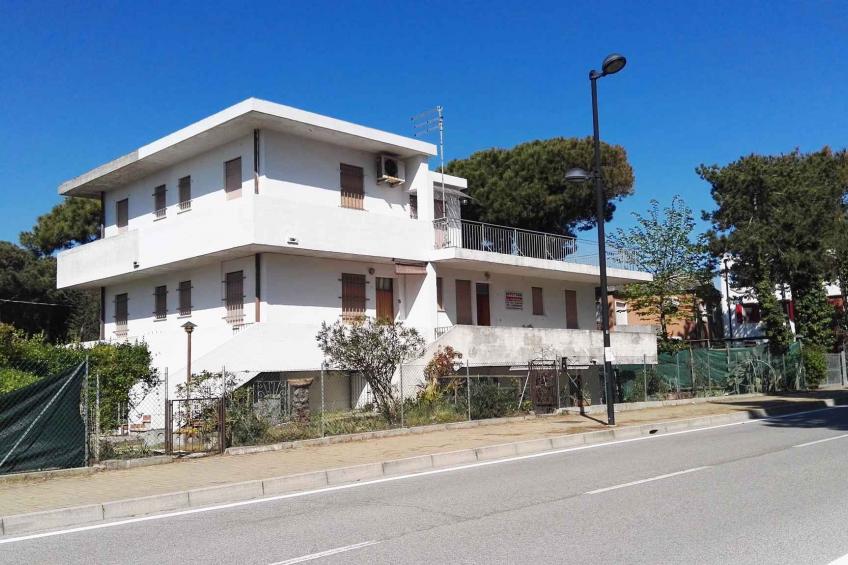 Vakantiewoning met terras - BF-8Y72