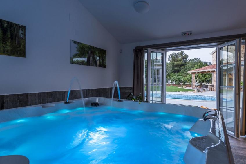 VILLA CON WELLNESS A 1 KM DAL MARE - foto 12