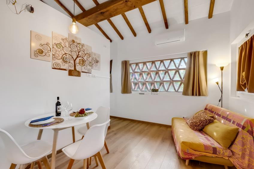 Cozy Apt inTypical Hayloft with Garden - foto 8