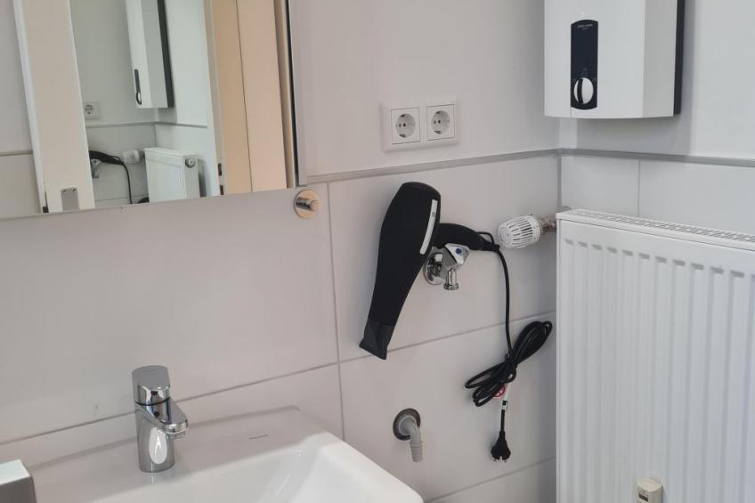 Zentrale, liebevoll eingerichtete Ferienwohnung - foto 14