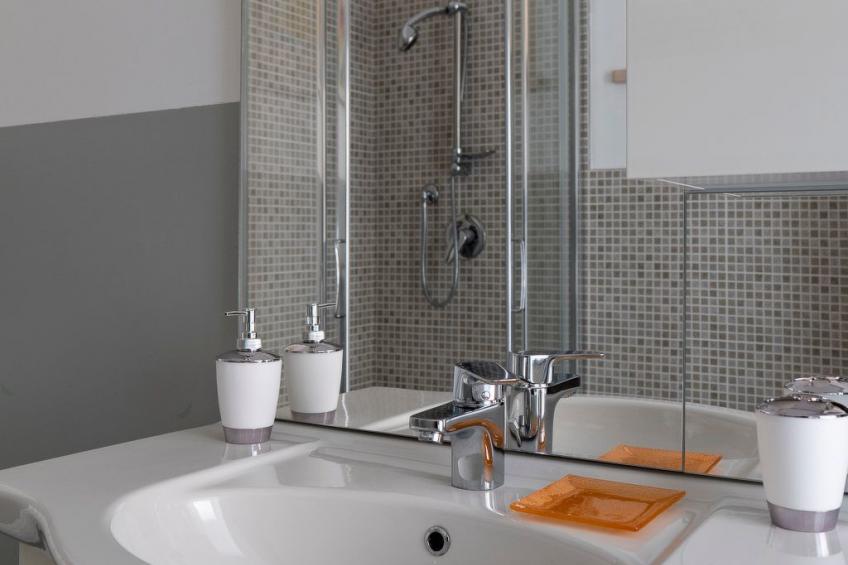 Lights on the Lake Zweizimmerwohnung mit Terrasse und Pool - foto 21