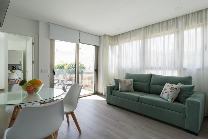 Zeus By CanariasGetaway