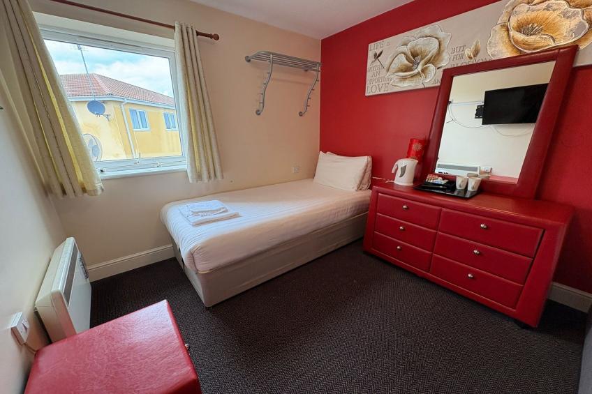 GO2 Gloucester Hotel by OYO  Twin Room - foto 9