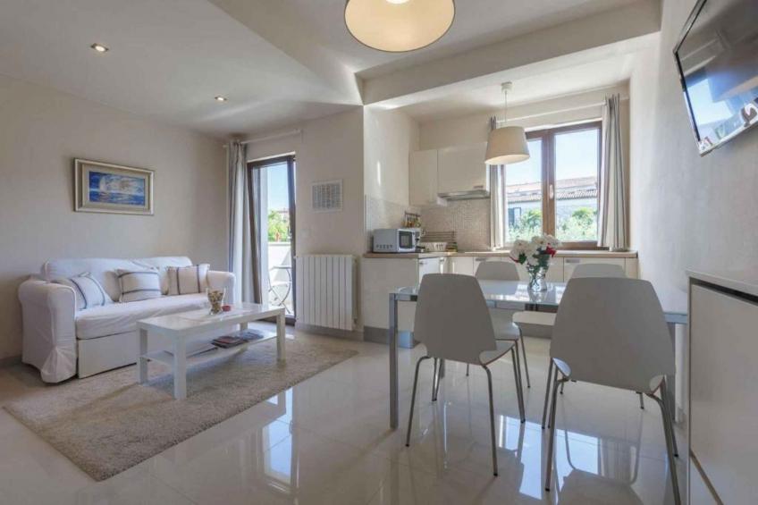 Vakantiewoning met zwembad op slechts 100 meter van het strand - VW-KP33J - foto 14