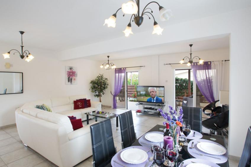 Geräumige Villa mit 3 Schlafzimmern und Pool in Protaras - foto 7