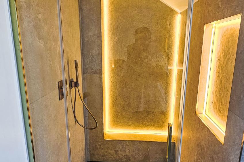 Luxus 80m² Dachgeschoss City Wohnung - foto 14