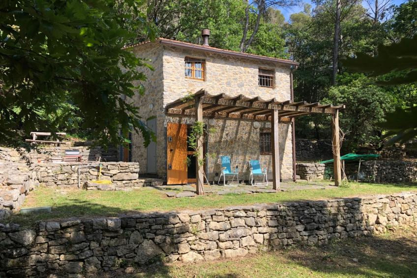 Zypressen, ein Haus im Wald an der ligurischen Riviera - foto 52