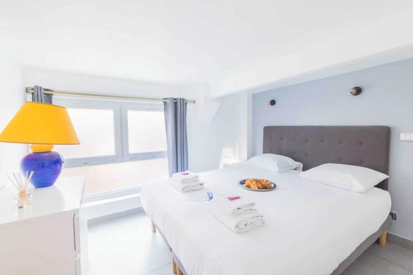 ST-6-TRONE - foto 14