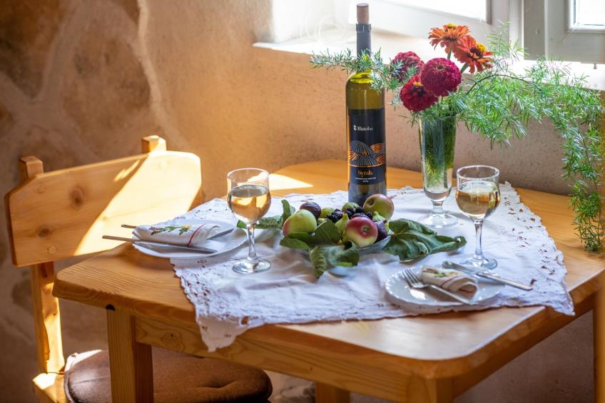 Stone House Harmony -Studio Apartment with Patio and Garden View ( 2 ) - foto 34