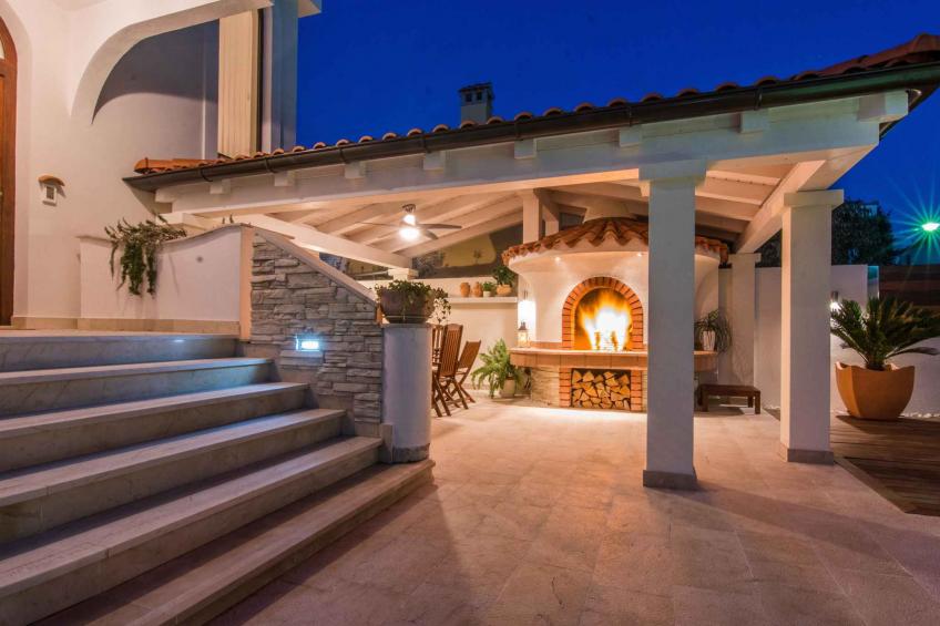 Holiday house with pool and gazebo with barbecue - BF-25CC - foto 6