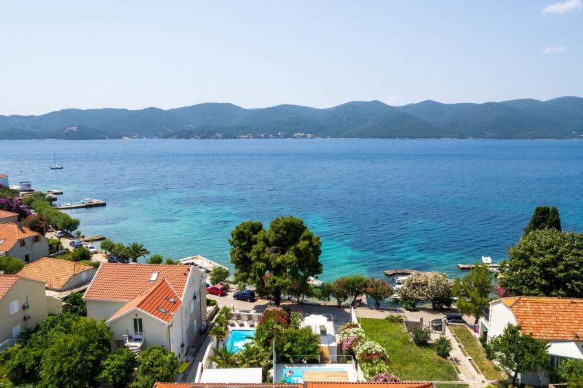 Suartini Viganj mit einem Pool - foto 10