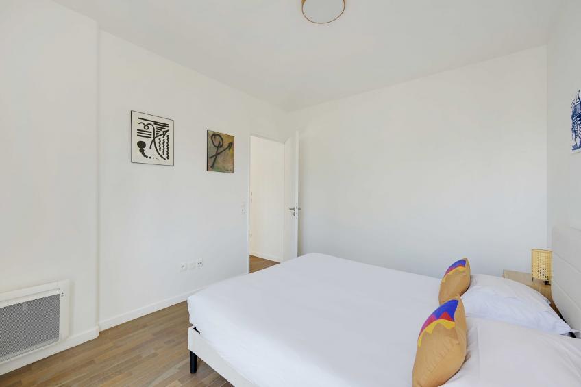 DC-47-LAROUSSE - foto 17