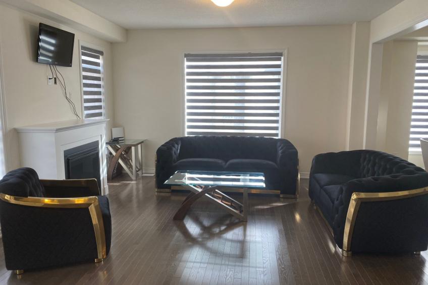 Haus in Brampton mit privatem Parkplatz - foto 9