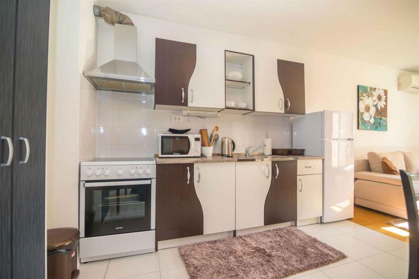 Vakantiewoning met balkon en airco - VW-FHN2B - foto 13