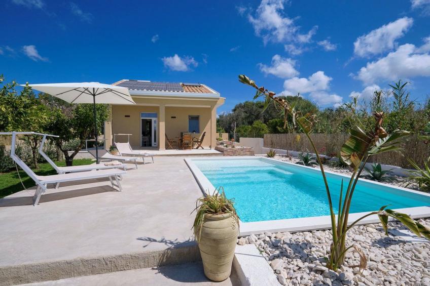 Villa Teti, mit Schwimmbad und in der Nähe des Strandes - foto 20