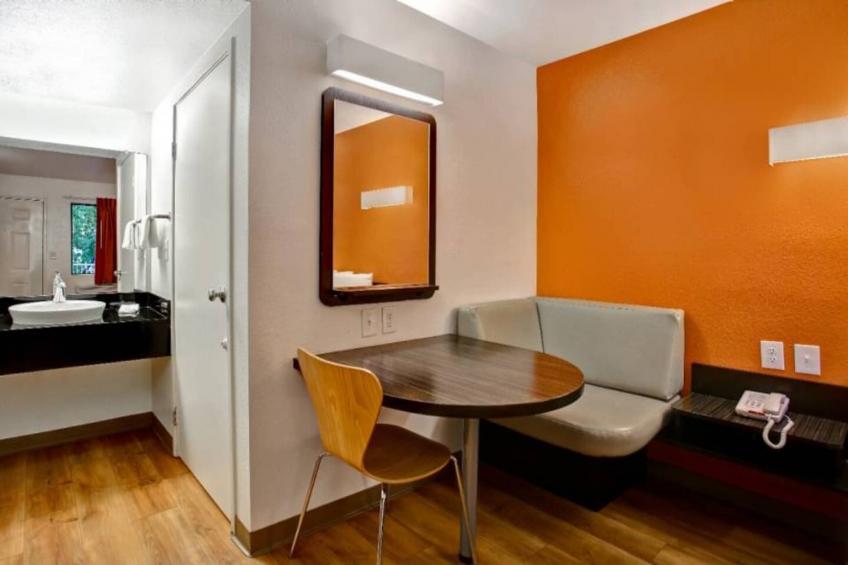 1 Queen Bed - foto 14