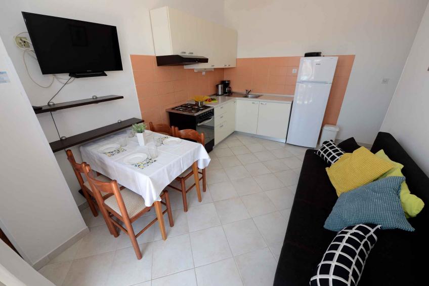 Holiday apartment with garden and barbecue - BF-PMYV - foto 8