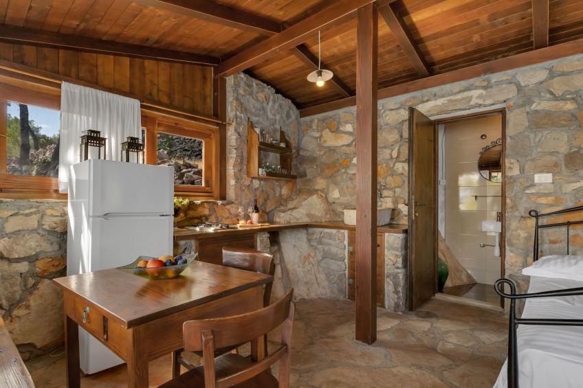 Haus in Općina Sućuraj mit Grill und Terrasse - foto 16