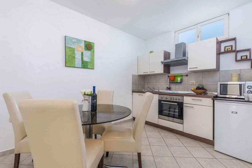 Vakantiewoning met zwembad - BF-V85ZC - foto 12