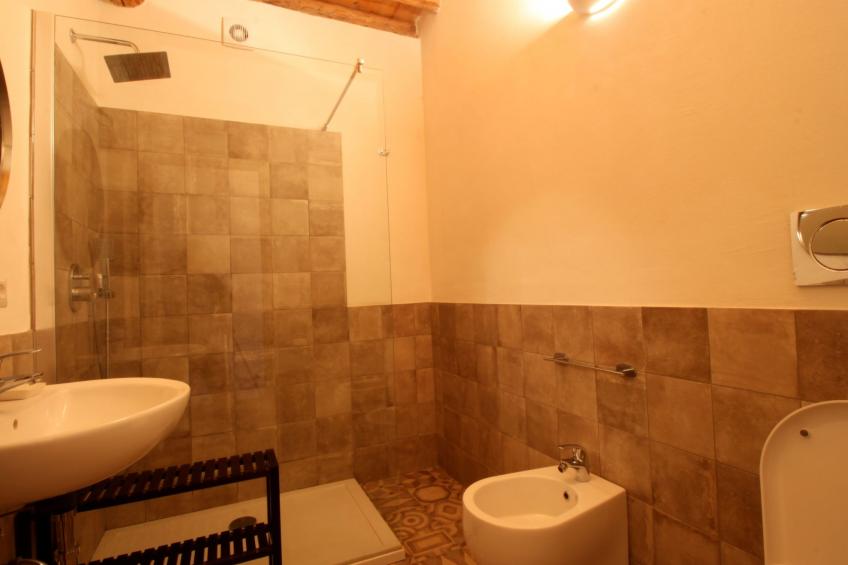 Wohnung in Partinico mit Privatparkplatz - foto 11