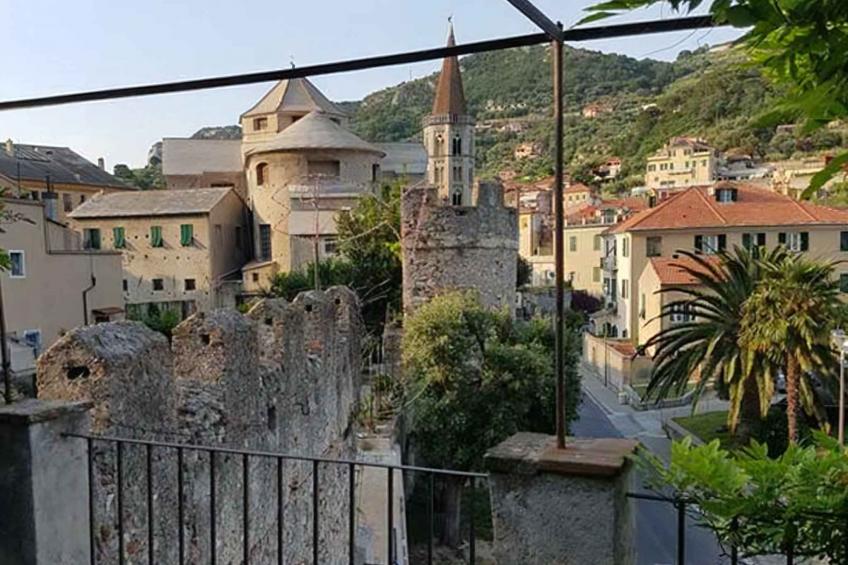 Vakantiewoning in het hart van Finalborgo, het middeleeuwse dorp Finale Ligure - BF-Y7V2J - foto 4
