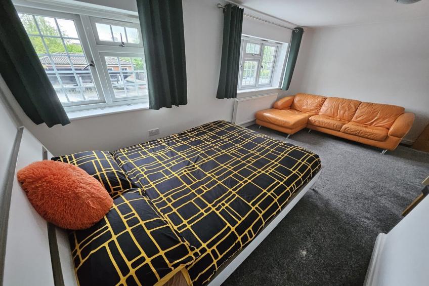EN_WOR002_Three Bed Room Apartment (12 guests) - foto 36