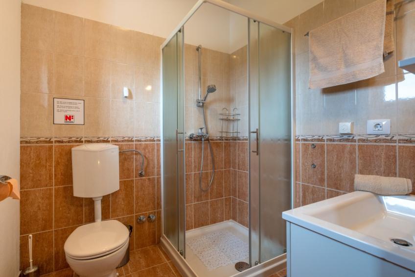 Villa mit privatem Pool und großem Garten - foto 26